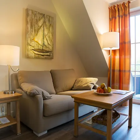 Familienhaus In Dierhagen Nyaraló *